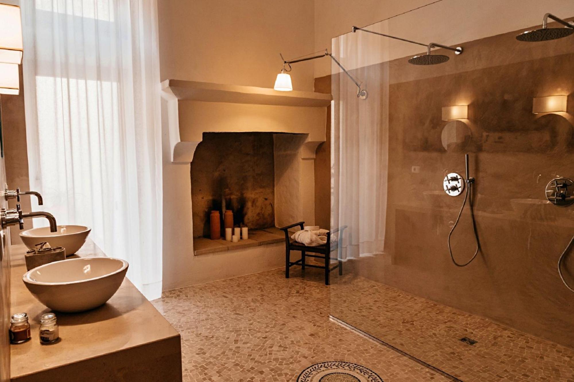 Palazzo Pati Ξενοδοχείο Tiggiano Εξωτερικό φωτογραφία